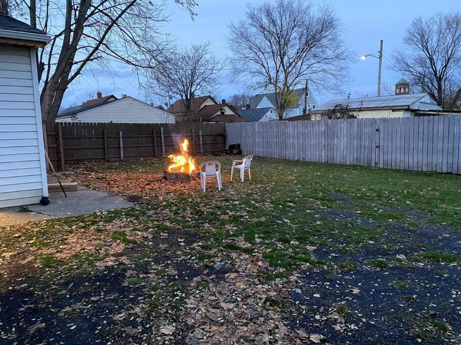**Stylish Pet Friendly 3 Bedroom House** Cleveland Exterior foto